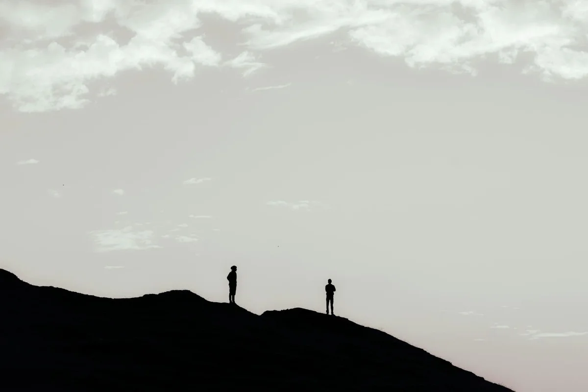 Fake Friends: How to Spot, Avoid, and Rise Above Them